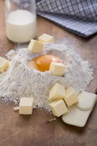 Bild: Süß- oder Sauerrahmbutter – Was eignet sich am besten für Plätzchen?