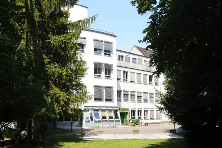Aus den Kliniken Dr. Müller wird das Internistische Klinikum München Süd Bild: Aus den Kliniken Dr. Müller wird das Internistische Klinikum München Süd