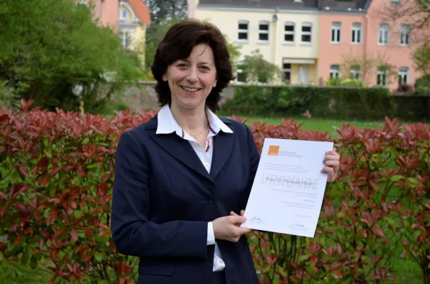 Bild: Dr. Michaela Moser zur Professorin an der EUFH berufen