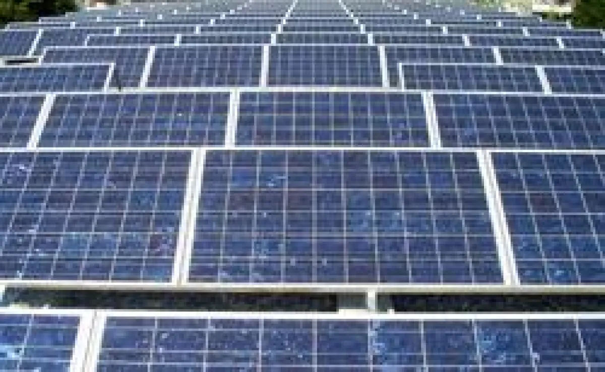 Big is beautiful: Solarkomponenten für Großanlagen