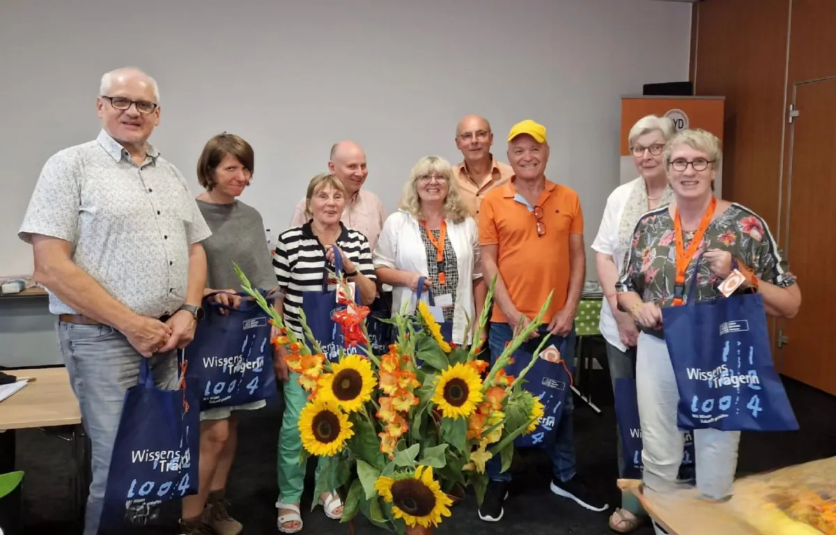 Das DYD -Team verabschiedete sich dankend und strahlend von allen Teilnehmern1 (© Dystonie-und-Du e. V.)