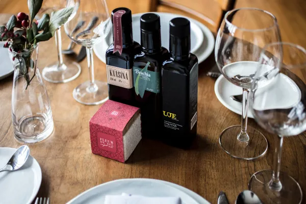 Bild: Startschuss gefallen: UJE Onlineshop für Feinkost aus Kroatien -  Taste the new Mediterranean