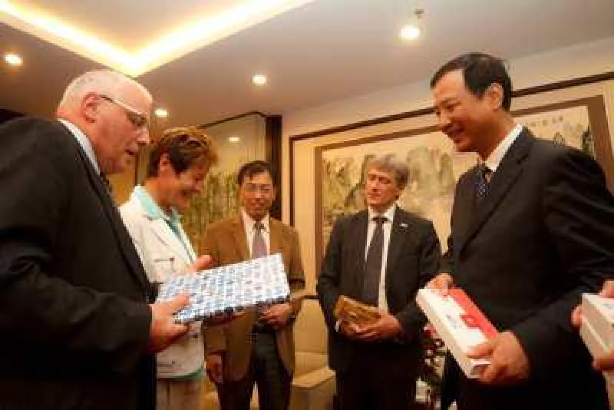 Provinzvizegouverneur Sun Ren trifft German Delegation in Harbin