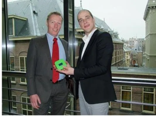 Bild: Niederländischer Parlamentarier nutzt Energie-Monitor zieNu