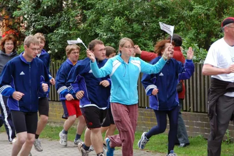 Bild: BSN stellt sich vor - Teilnahme am Staffellauf des NLV zum Tag der Niedersachsen in Aurich