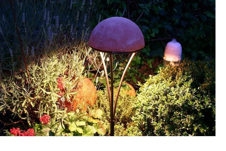Bild: Illuminierte Gartendesign- und Floristikausstellung in Frankfurt