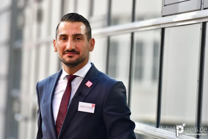 Bild: Käufer oder Verkäufer vermitteln: Als Tippgeber für Immobiliengeschäfte 10 % Provision verdienen