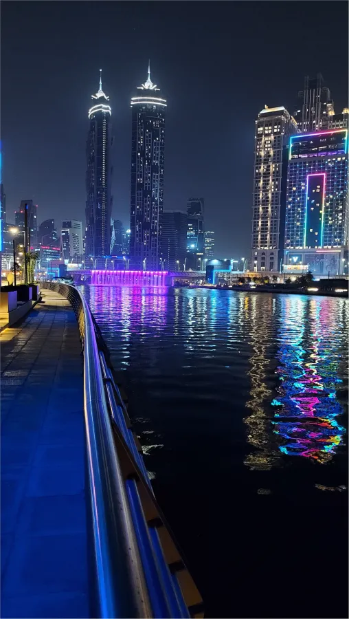 Dynamisches Dubai  (© Gaby Barton)