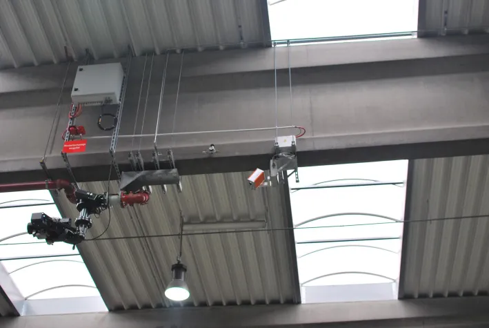 Bild: Brennenden Lithium-Ionen-Akkus den Garaus machen