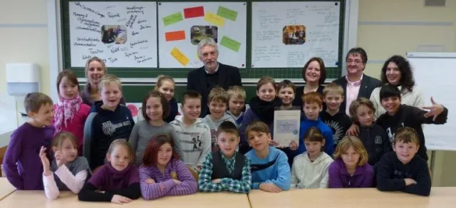 Bild: Klimaforscher an Schulen: Zwei Schulen aus dem Landkreis Cuxhaven siegen