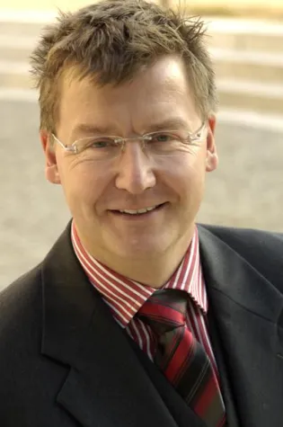 Bild: Dr. Jens Große zum Professor ernannt