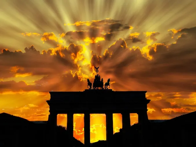 Bild: Freie Trauungen in Berlin - Einzigartige Momente mit charismatischen Traurednern