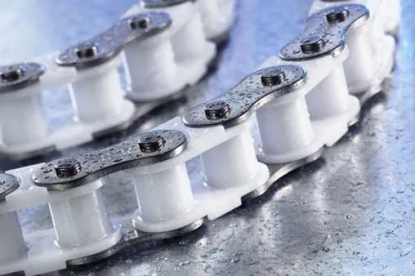 Bild: Tsubaki Poly-Stahl-Kette: Intelligenter Materialmix als Alternative zu Volledelstahlketten