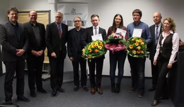 Bild: OPITZ CONSULTING zeichnet innovative Abschlussarbeiten der TH Köln aus