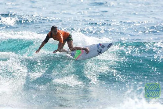 Bild: Panama heißt die besten Surfer der Welt willkommen