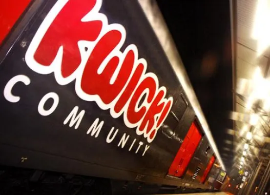 Bild: Community auf Schienen - Der KWICK Zug2.0 brettert durch Deutschland