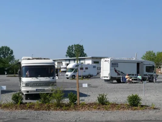 Bild: Wohnmobil-Stellplatz Bad Schönborn: Wohlfühltage für Wohnmobilisten