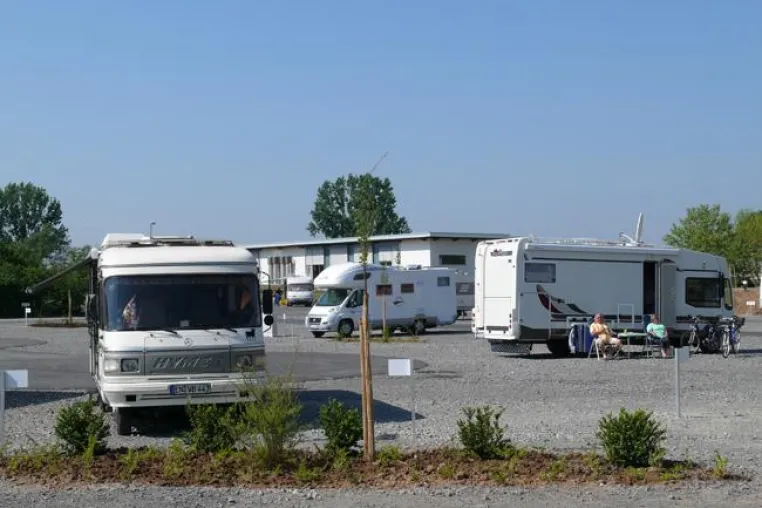 Wohnmobil-Stellplatz Bad Schönborn: Wohlfühltage für Wohnmobilisten Bild: Wohnmobil-Stellplatz Bad Schönborn: Wohlfühltage für Wohnmobilisten
