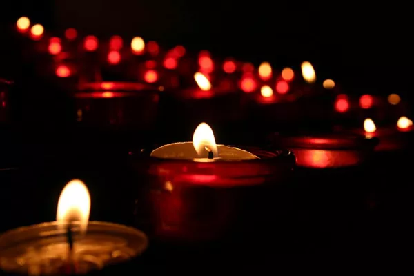 »Nightfever« kommt nach Düsseldorf Bild: »Nightfever« kommt nach Düsseldorf