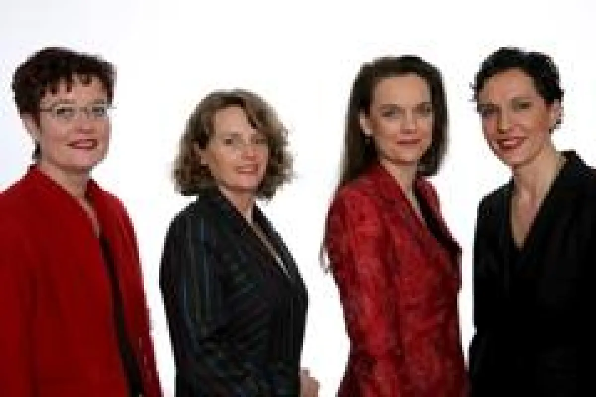 v.l.n.r.: Dr. Regina Wolf, Andrea Bornhütter-Kassen, Helga Brüggemann, Stefanie Betz