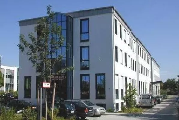 Bild: IT-Dienstleister CAPCAD SYSTEMS AG bezieht neue Geschäftsräume in Ismaning