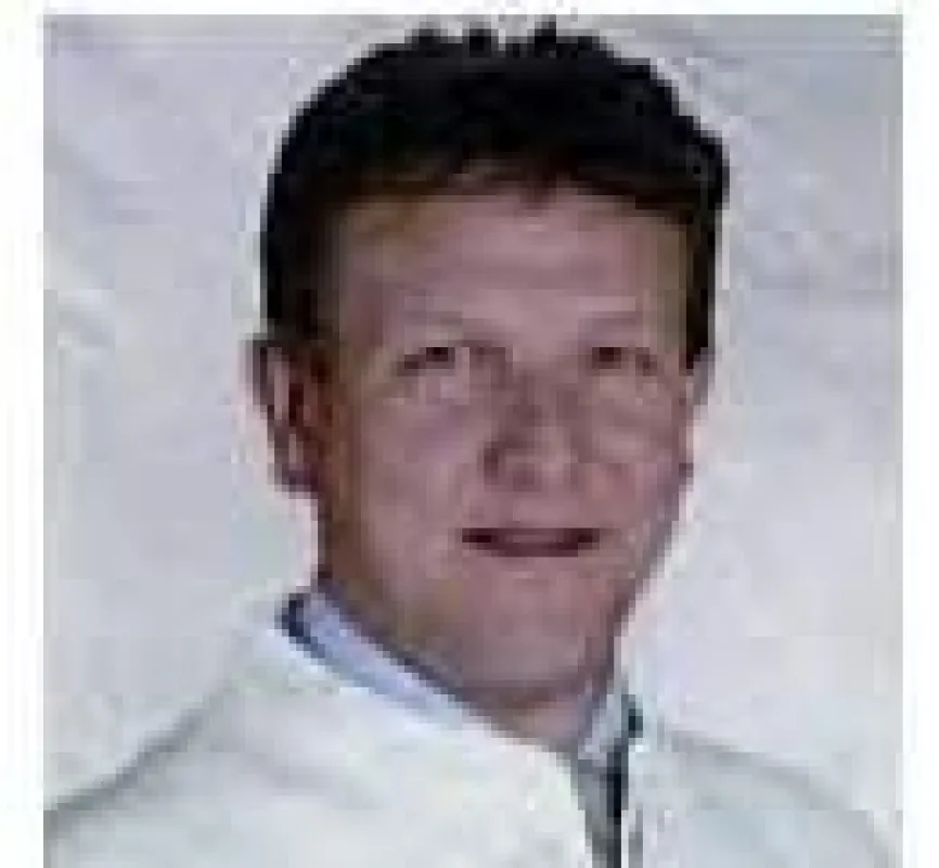 Rupert Schäfer, Stationsarzt für orthopädisch-traumatologische Rehabilitation in der Simssee Klinik Bad Endorf