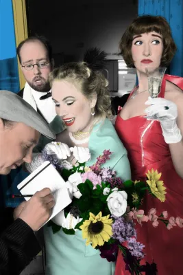 Bild: Silvester-Spezial 2012: Der Tod trägt Petticaoat - Dinner-Krimi nach artdeshauses