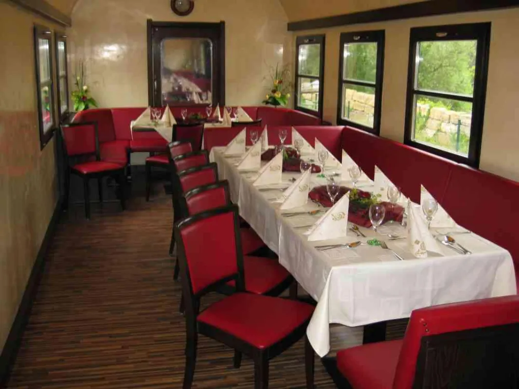 Speisewaggon vom Restaurant Zum Alten Bahnhof in Kirchheim