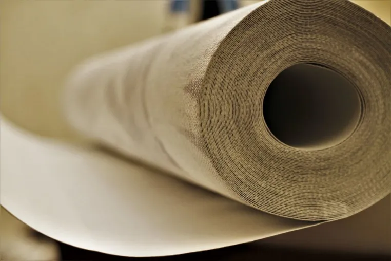 Tipps vom Tapezierer zur Vorbereitung der Wand vor dem Tapezieren Bild: Tipps vom Tapezierer zur Vorbereitung der Wand vor dem Tapezieren