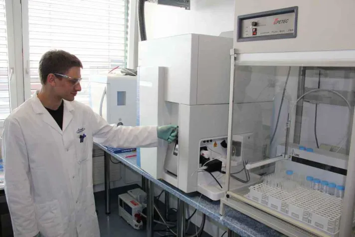 Bild: ChemCon investiert in Komplettierung der Qualitätskontrolle - neues ICP-MS Gerät geht in Betrieb
