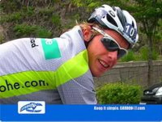 Bild: Zwei Carboo4U-Asse und zwei Teams bei der Triathlon Bundesliga Eröffnungsveranstaltung am kommenden Sonntag
