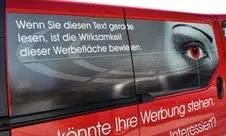 Bild: REDS - PEETZ GmbH - Großflächige Autowerbung in München auf Postwagen