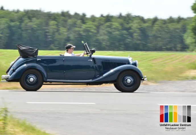 Bild: Oldtimer nun auch mit kombiniertem Saisonkennzeichen