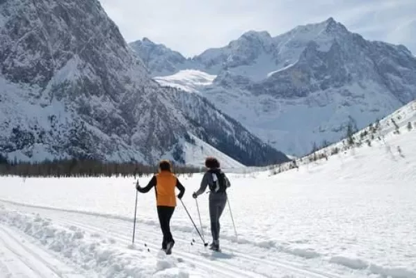 Bild: Langlaufen in Tirol - Ein Genuß im Frühling