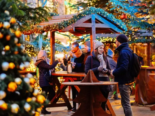 Bild: VfL & Grizzlys auf dem Wolfsburger Weihnachtsmarkt
