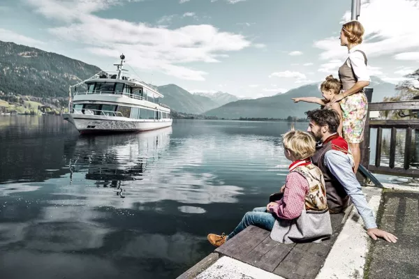 Bild: Saisonstart für die Hausberg Flotte auf dem Zeller See