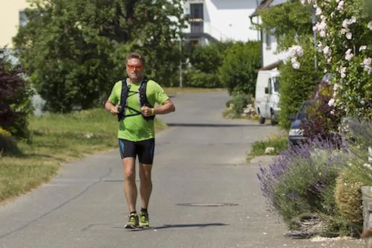 Extremsportler Harry Ohlig läuft jeden Tag einen Halbmarathon