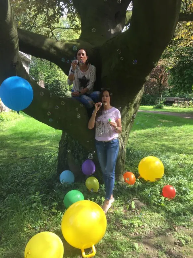 Kirsten Ujma (oben) und Heike Köppel sind ein eingespieltes und kreatives Team