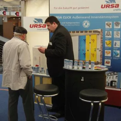 Bild: 6. Messe "Bauen und Renovieren" im Bauzentrum Schierholz stößt auf reges Interesse bei Renovierern