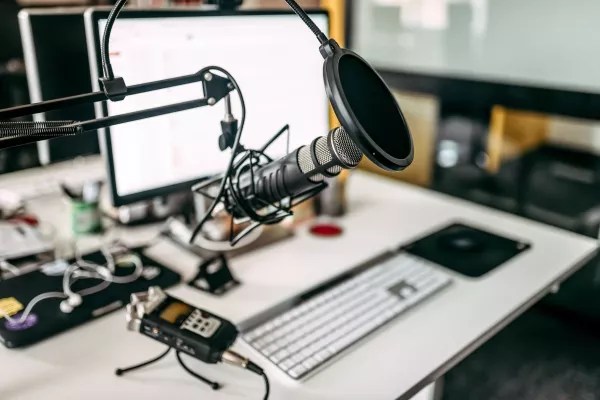 Bild: Podcast-Marketing – Aufbau von Markenbekanntheit durch Audio-Content