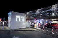 Bild: ELA liefert Pförtnercontainer für Flughafen