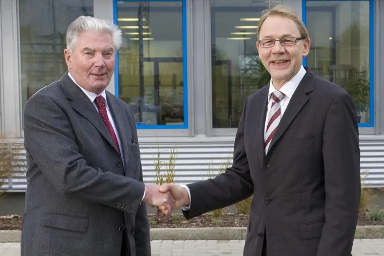 Bild: tesa AG übernimmt - Labtec GmbH Investition in neues Geschäftsfeld der Gesundheitsindustrie
