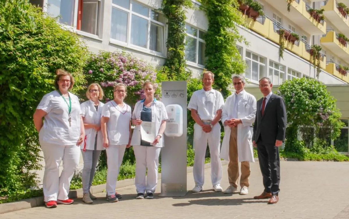 Das Hygieneteam freut sich über das Zertifikat