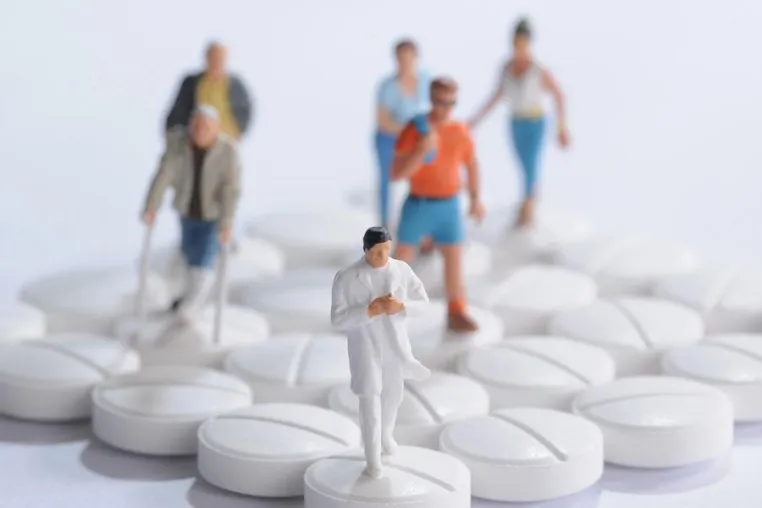 Arzneimittelversorgung: Reform statt Abschirmung Bild: Arzneimittelversorgung: Reform statt Abschirmung