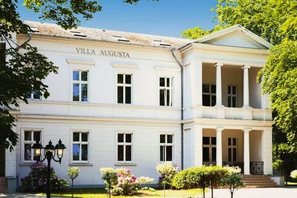 Bild: Drei Kaiserbäder Usedom: herrschaftlicher Urlaub im Ferienhaus