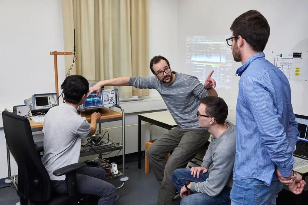 Laborpraxis in der HfTL (Punctum, Franke)