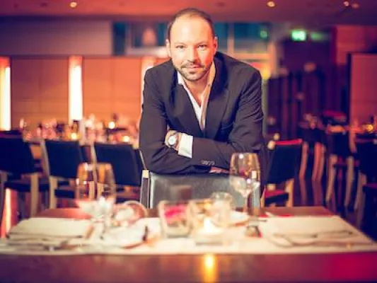 Bild: Le Méridien Hamburg: Anton Birnbaum übernimmt als neuer General Manager das Ruder von Andreas Kirsch