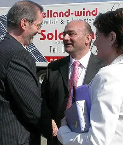 Bild: Havelland-Wind GmbH, Groß- und Fachhändler für Photovoltaik, am neuen Firmensitz