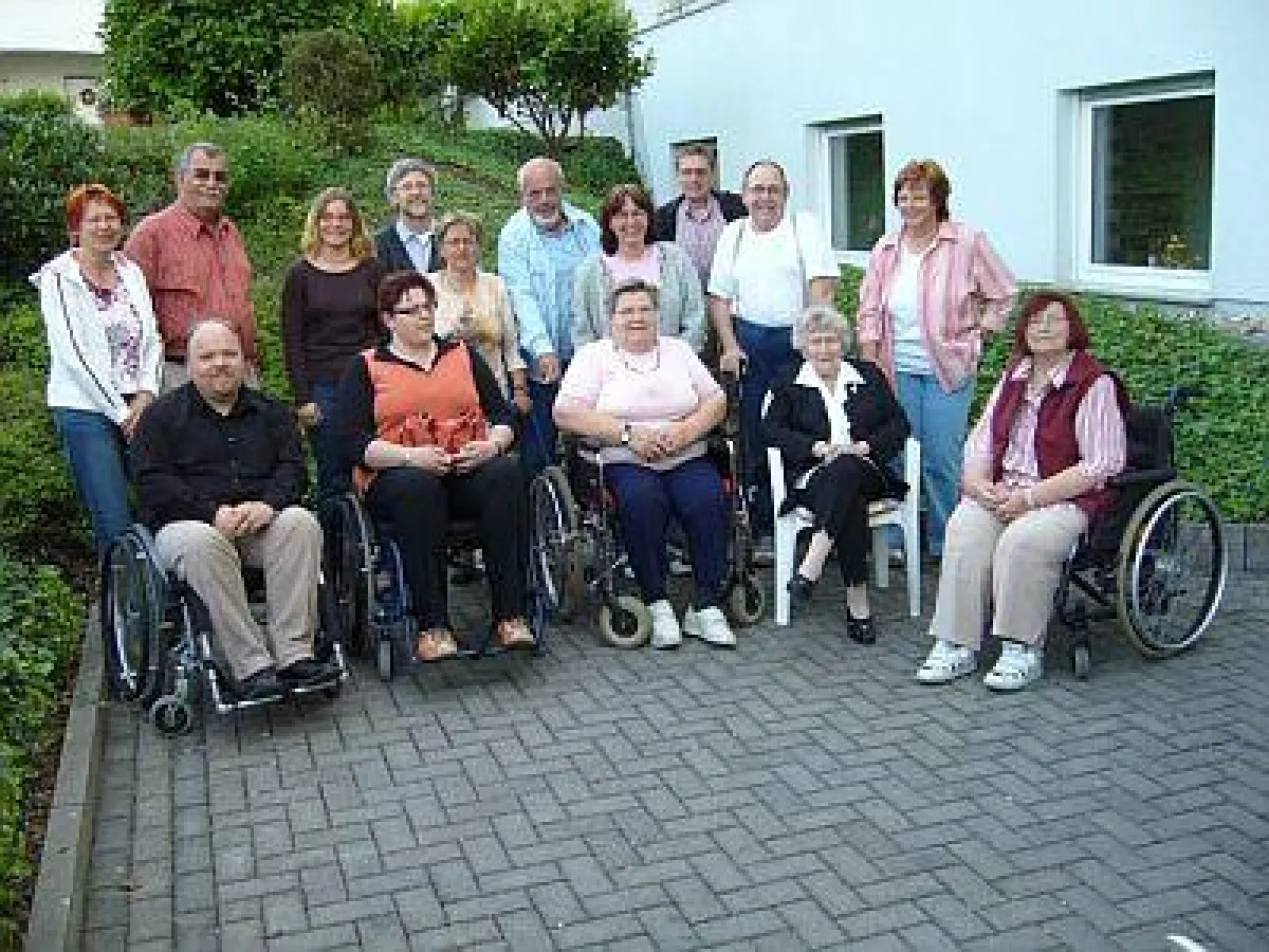 Gemeinschaft und Solidarität - Der Inkontinenz Selbsthilfe e.V.
