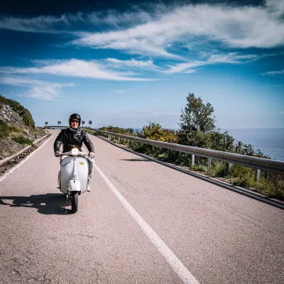 Bild: Liebe Vespa, herzlichen Glückwunsch zu deinem 80.!